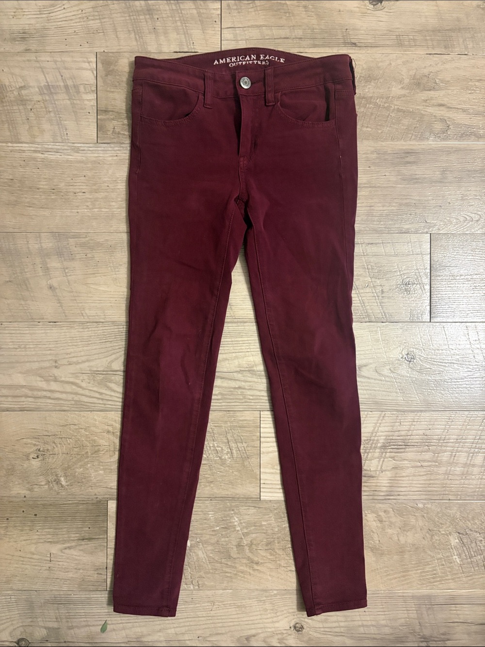 🍁 American Eagle Outfitters Women's Wine Burgundy Skinny Jeans